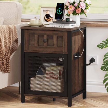 FATORRI End Table with Charging Station, Farmhouse Side Table with Drawer, Rustic Wood and Metal Nightstand and Bedside Tables for Living Room (Rustic Brown)